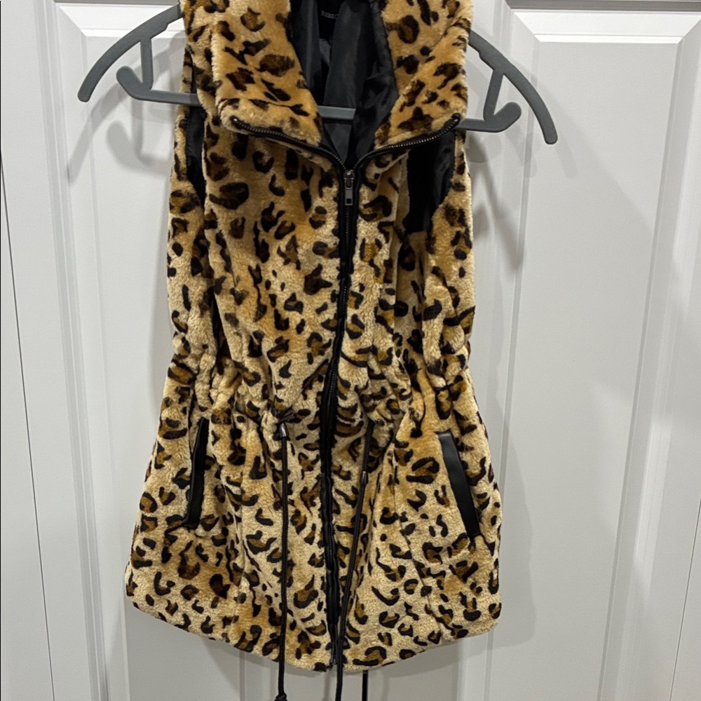Leopard Print Women's Vest